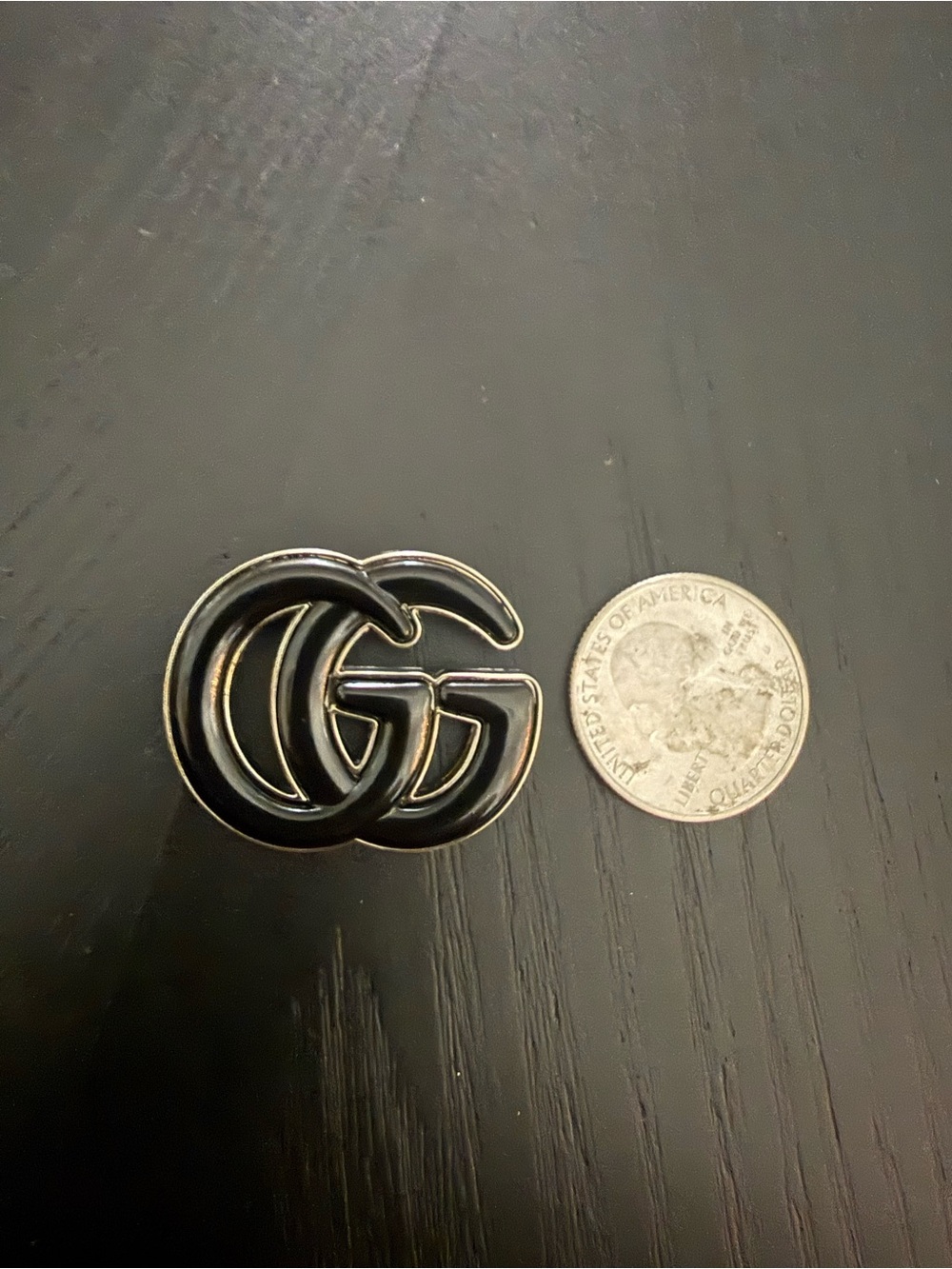 PRELOVED Gucci brooch Interlocking Double G Black no box